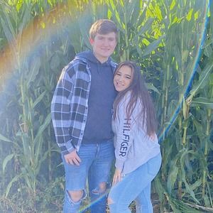 Meet your Posher, Desiree